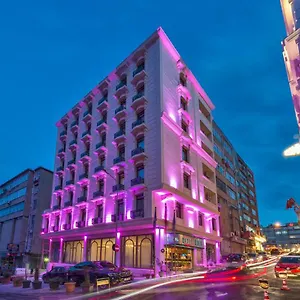 Hotel Anka ****